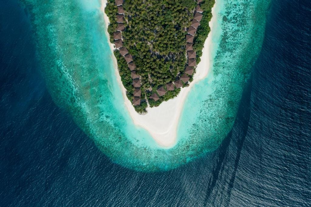 Avani Plus Fares Maldives Resort — 3