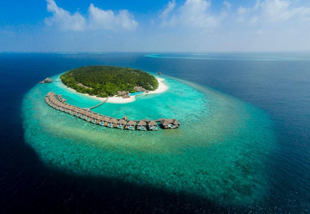 Dusit Thani Maldives - 50 percent off on Transfers for Stays of 5 Nights stay until 20 December 2026 — 1