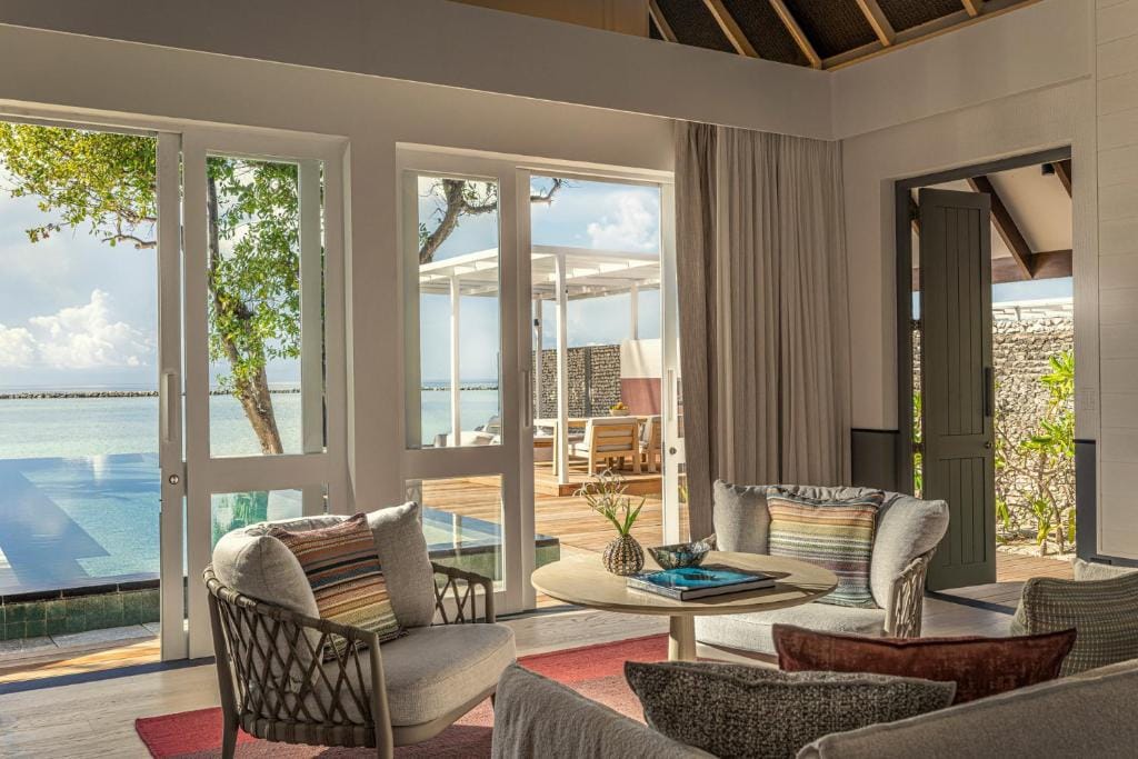 Four Seasons Resort Maldives at Landaa Giraavaru — 2