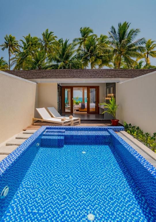 Fiyavalhu Resort Maldives — 2