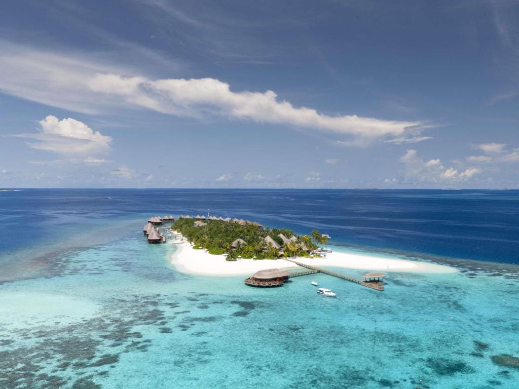 V Villas Maldives at Mirihi - MGallery Collection — 1