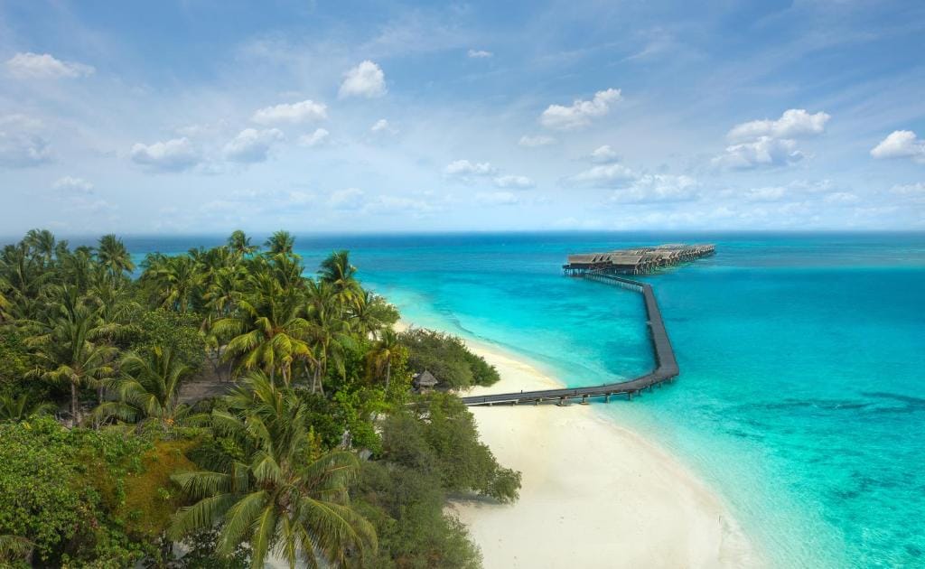 Adaaran Select Huduran Fushi - Free Dine around Premium All Inclusive 24 hours - 30 mins by Speedboat — 1