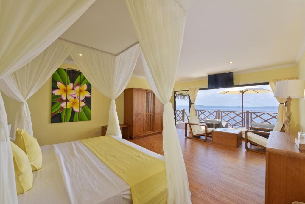 Thulhagiri Island Resort & Spa — 4
