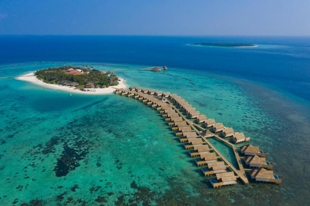 Emerald Faarufushi Resort & Spa - Deluxe All Inclusive — 1