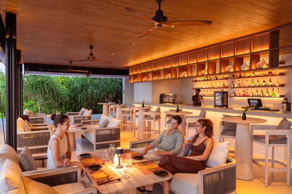 RAAYA By Atmosphere - Premium All Inclusive with Free Transfers — 2